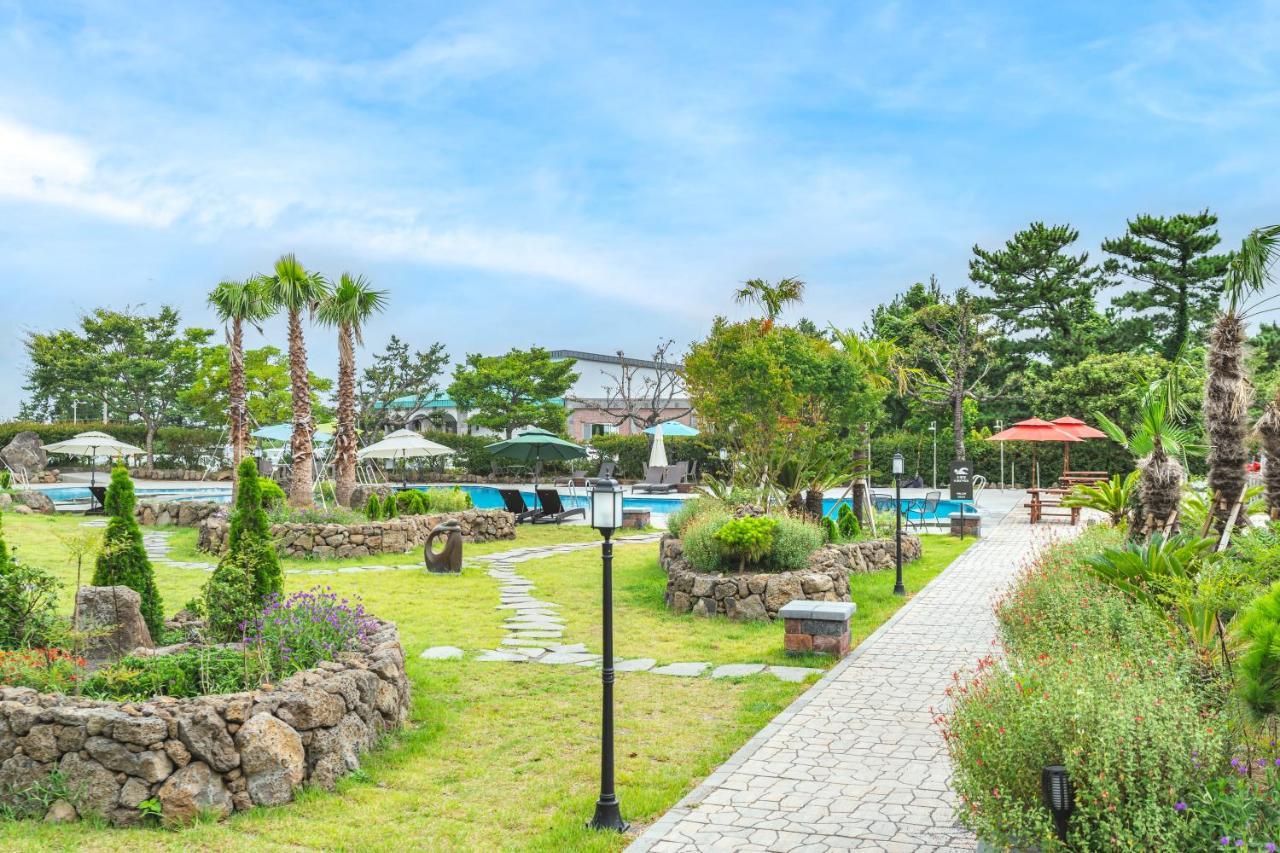 Hallim Resort Jeju Exteriör bild